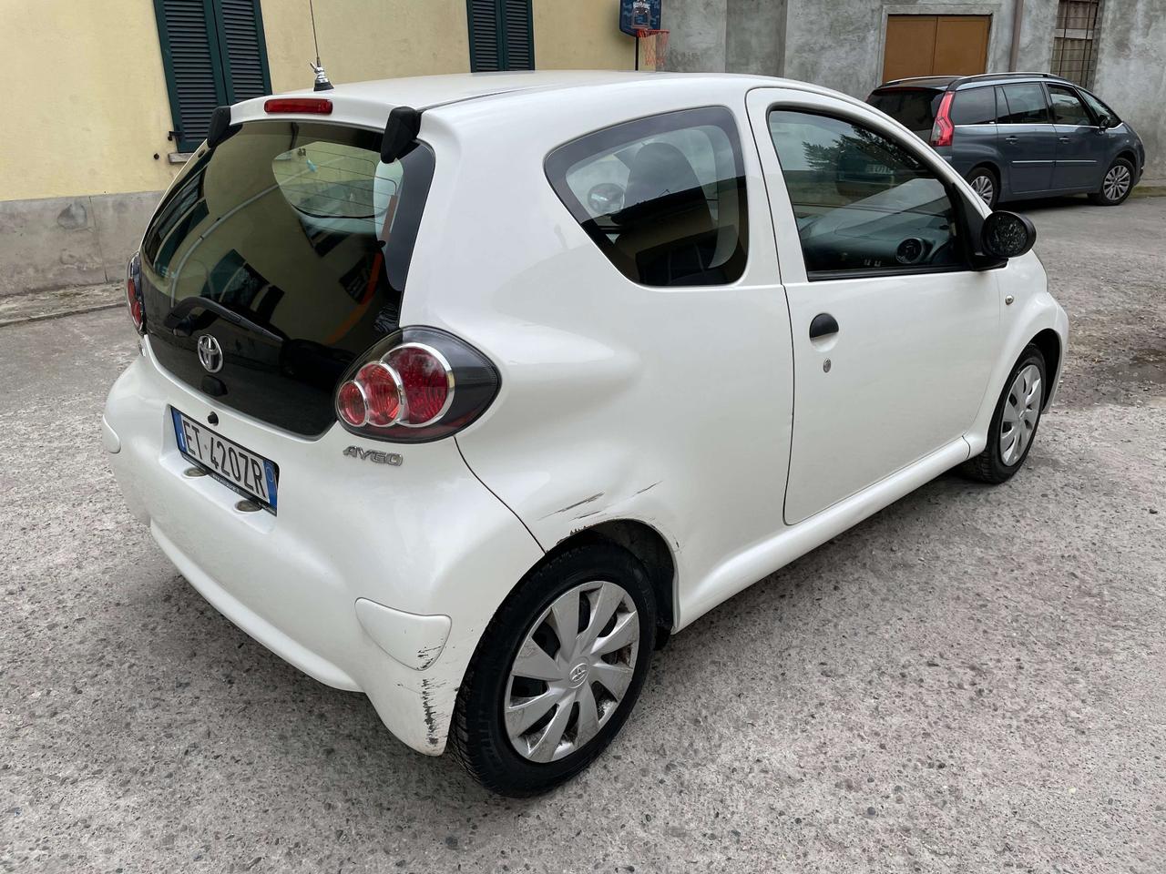 Toyota Aygo 1.0 12V VVT-i 3 porte Active Connect