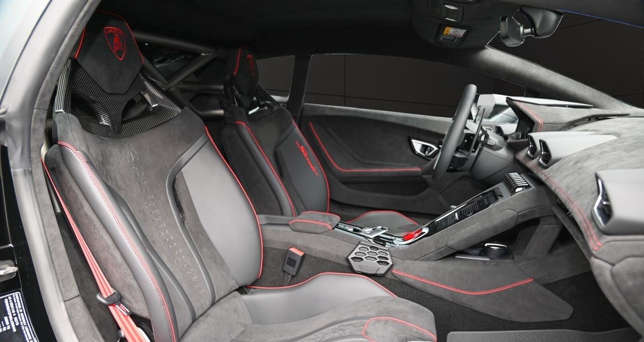Lamborghini Huracan Sterrato 5.2 610cv awd