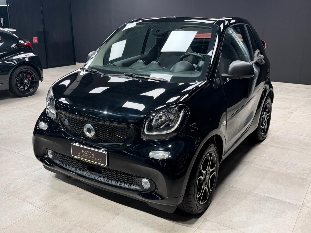 smart forTwo Cabrio eq nightsky
