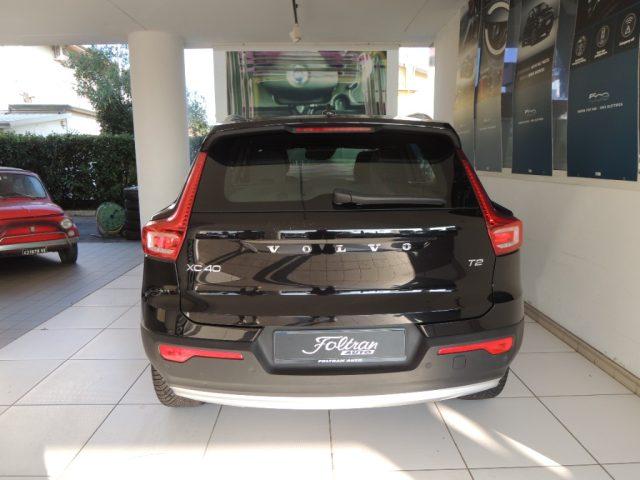 VOLVO XC40 T2 automatico Core