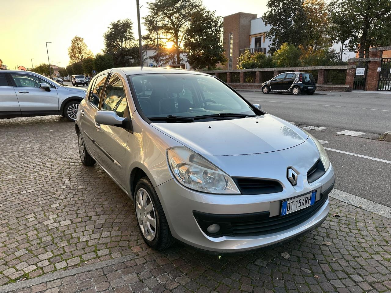 Renault Clio 1.2 16V 5 porte Rip Curl