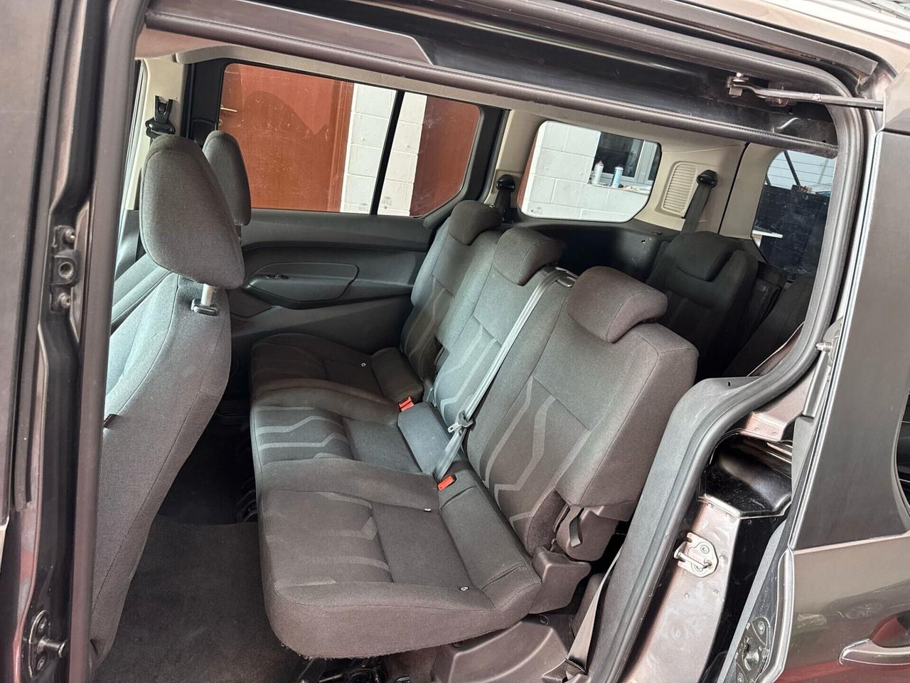 Ford Tourneo Connect 7POSTI 1.6 EcoBoost aut. Plus