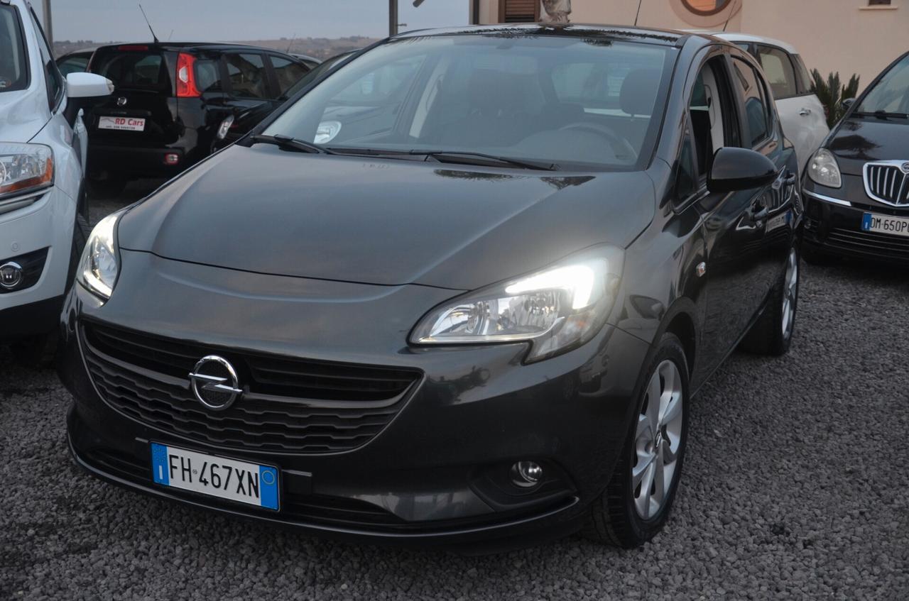 Opel Corsa 1.2 benz adatta ai neopatentati