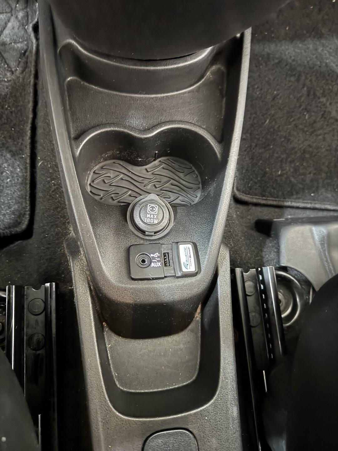 LANCIA YPSILON 900 T.Air