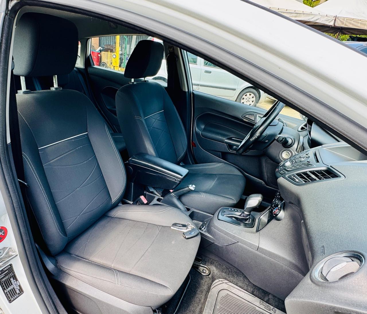 Ford Fiesta 1.0 EcoBoost 100CV AUTOMATICA!! !!!