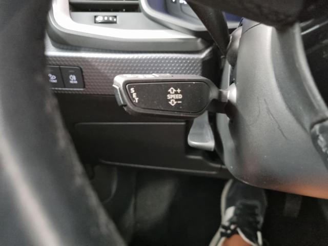 AUDI A1 citycarver 30 TFSI S tronic Identity Contrast