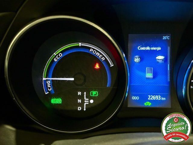 TOYOTA Auris Touring Sports 1.8 Hybrid Lounge