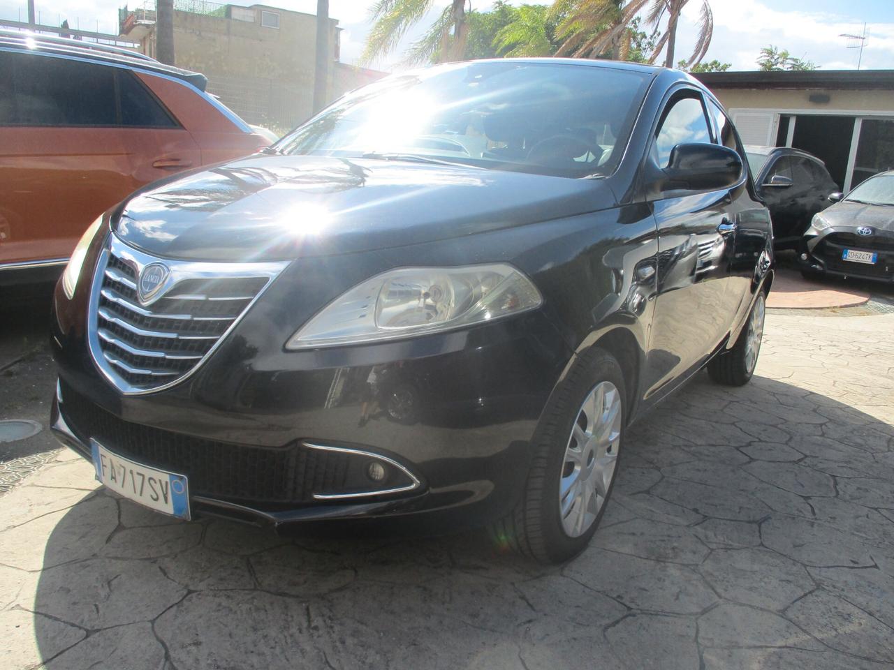 Lancia Ypsilon 1.2 69 CV 5 porte GPL Ecochic Gold