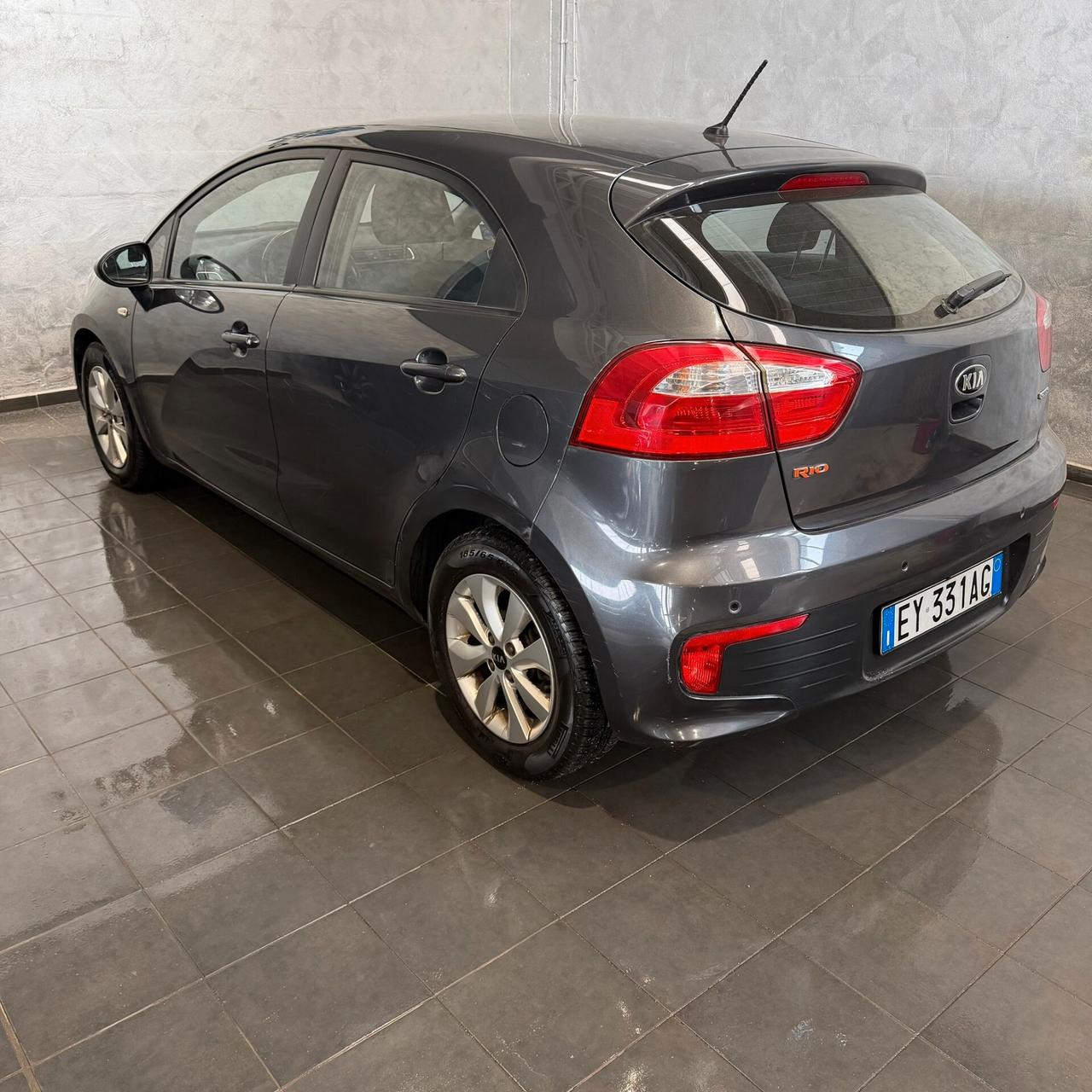 Kia Rio 1.1 CRDi 5p. Cool