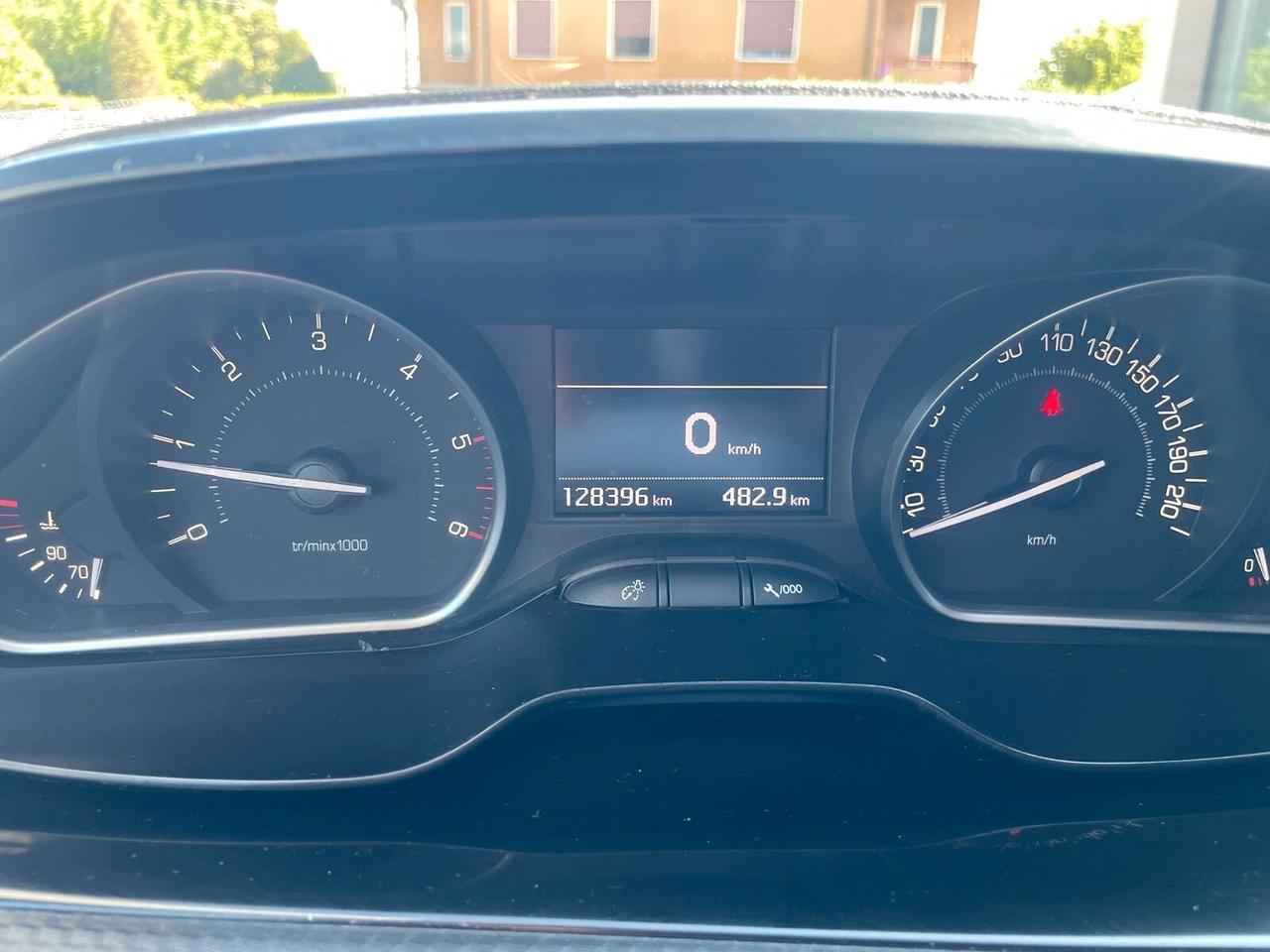 Peugeot 208 GT-Line 1.6 HDI