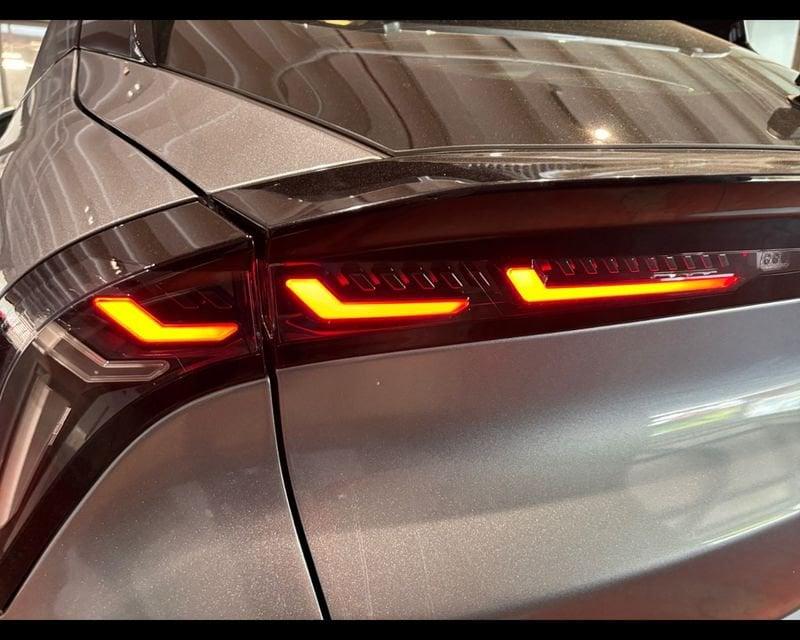 Alfa Romeo Junior 1.2 136 CV Hybrid eDCT6