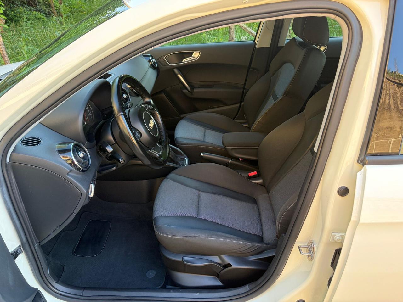 Audi A1 SPB 1.6 TDI 105cv Ambition