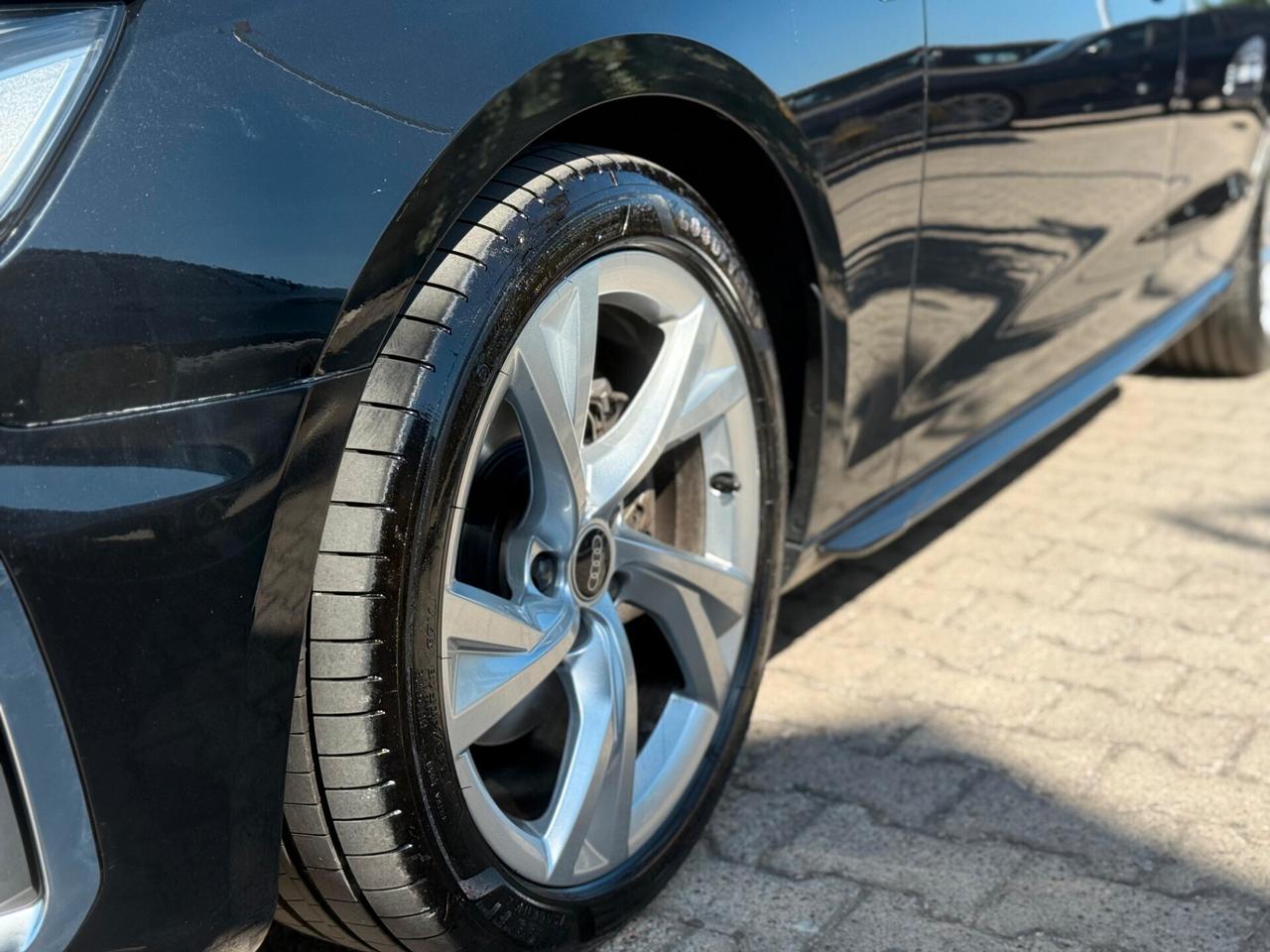 A4 Avant 2.0 TDI S tronic S line edition + Matrix Hybrid