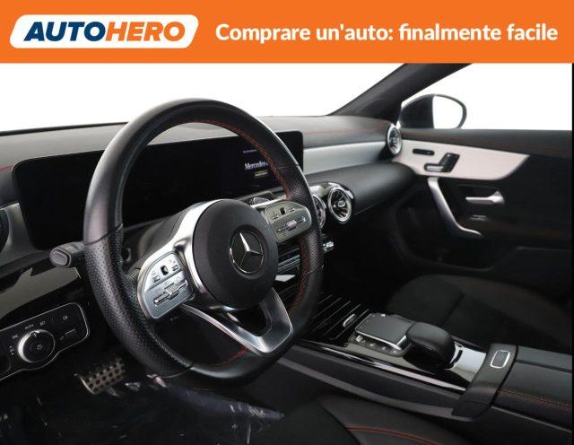 MERCEDES-BENZ CLA 200 d Automatic 4Matic Premium