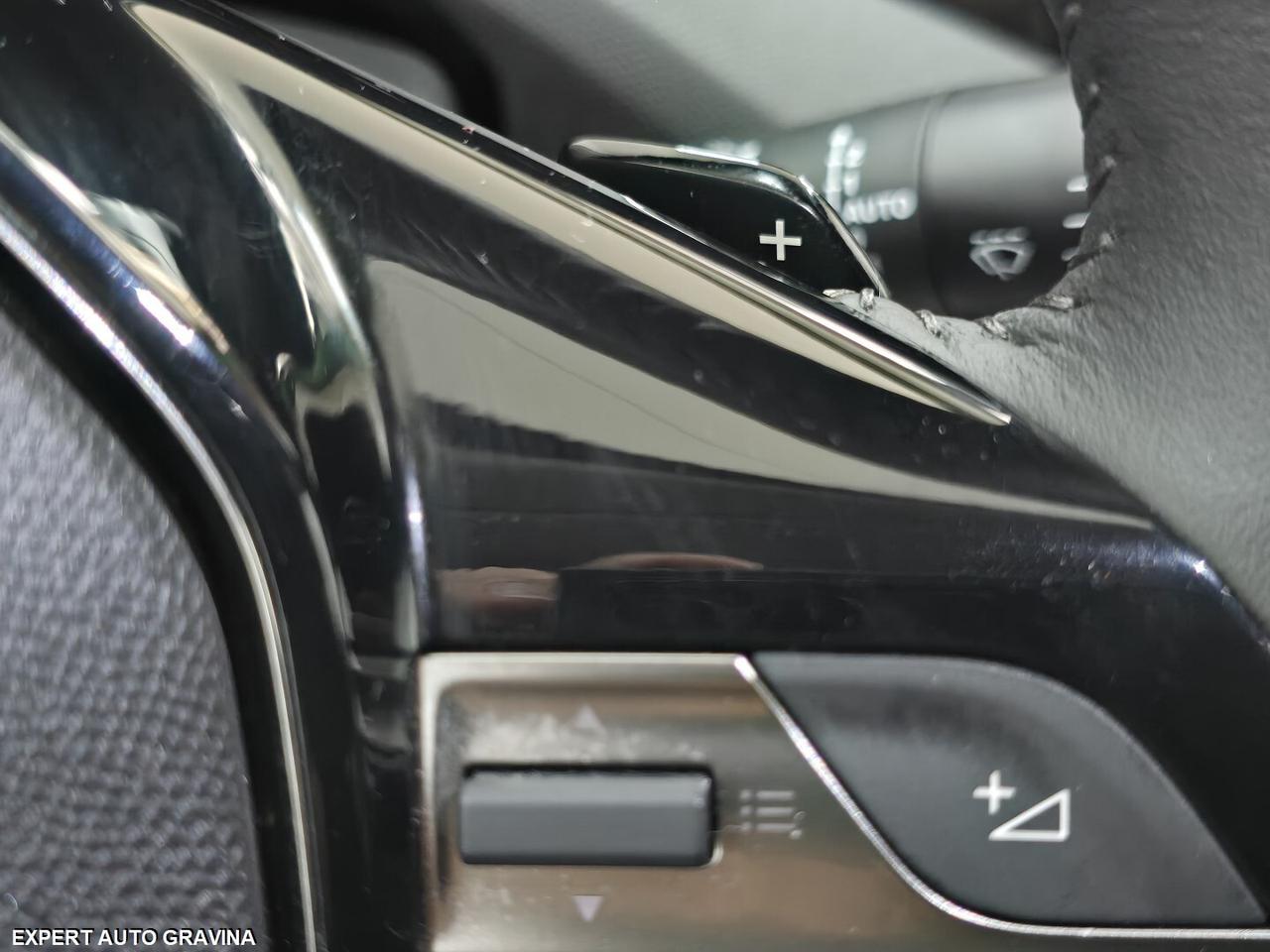 PEUGEOT 308sw 225cv HYBRID ALLURE IVA DEDUCIBILE