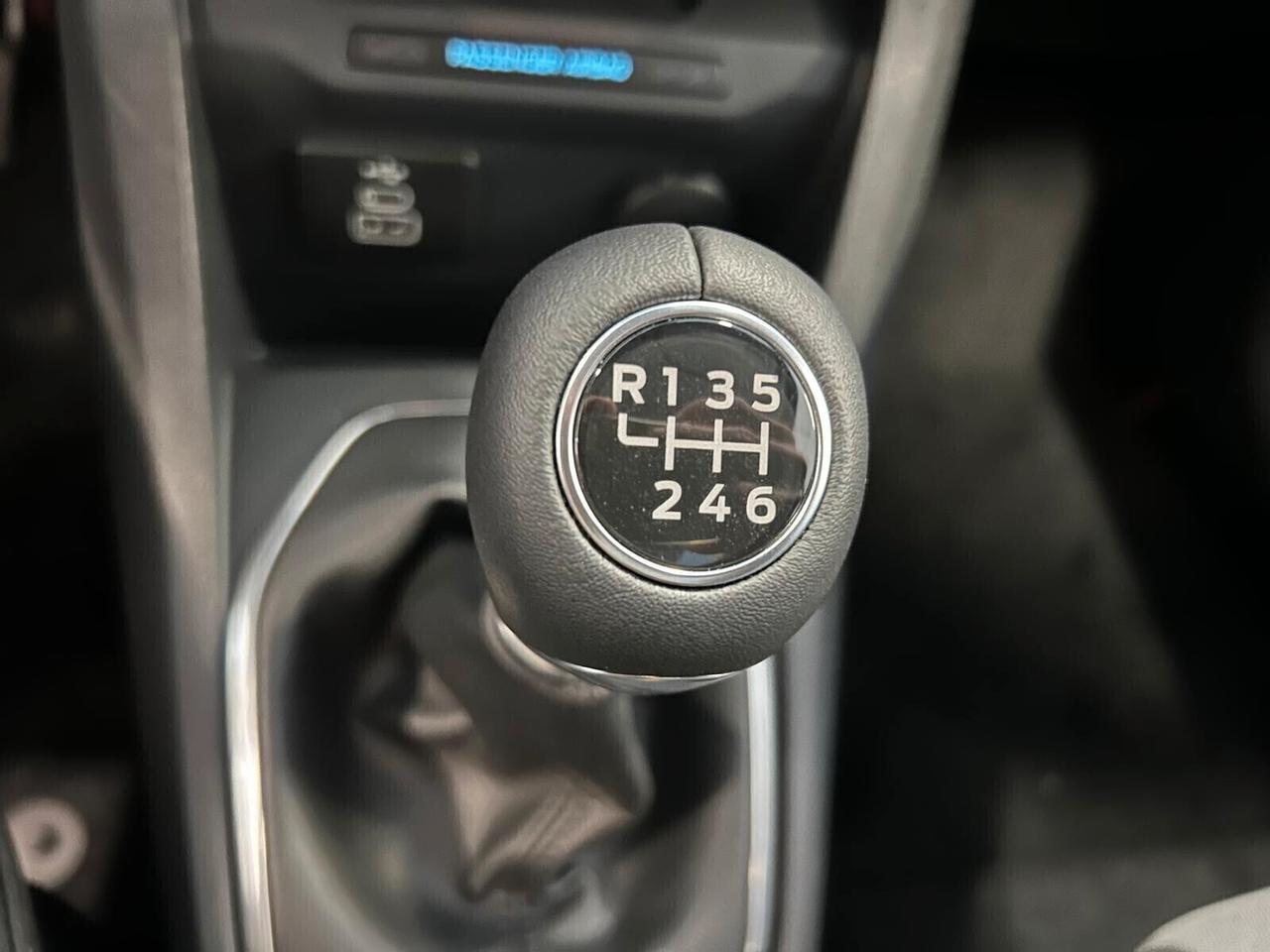 Ford Tourneo Courier TITANIUM 1.0 EcoBoost 6mt KM 0