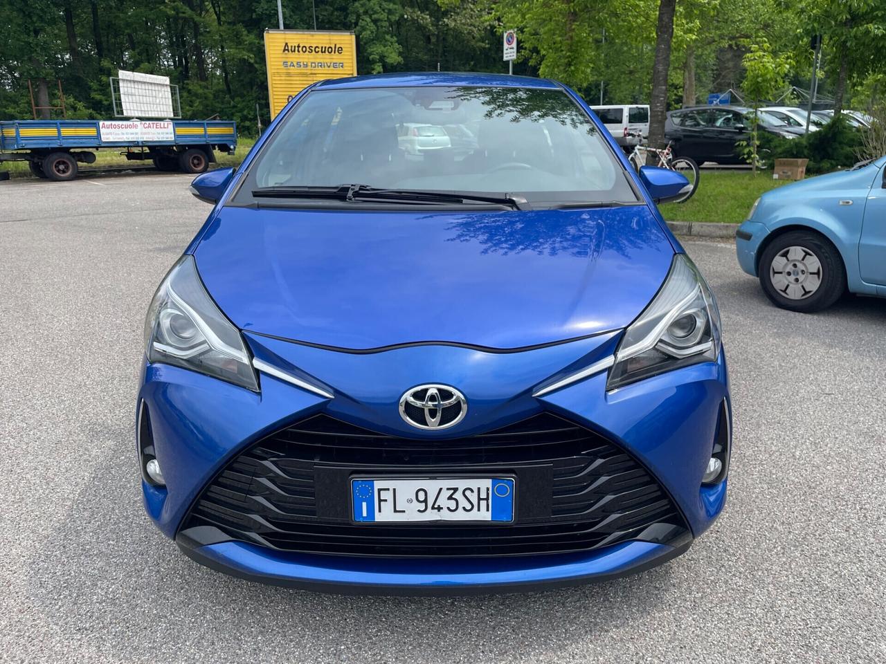 Toyota Yaris 1.0 5 porte*Neopatentati*Cerchi*