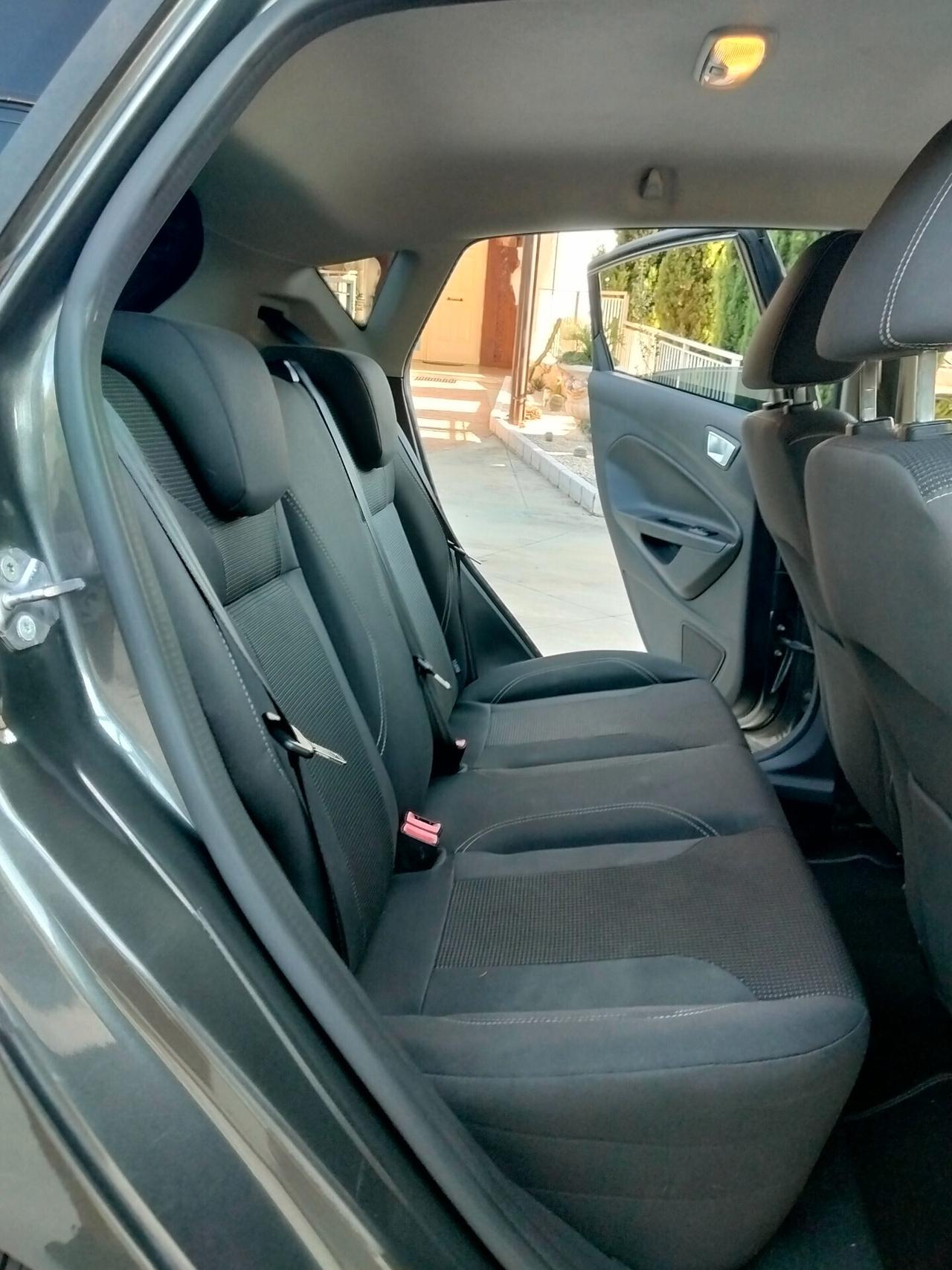 Ford Fiesta 1.4 5p. Bz.- GPL Titanium