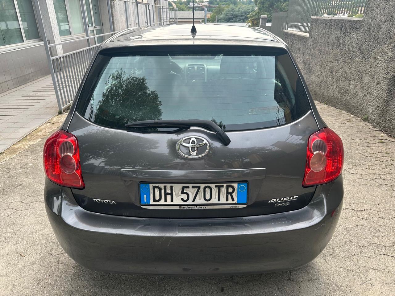 Toyota Auris 1.4 D-4D 5 porte Sol*NEOPATENTATI