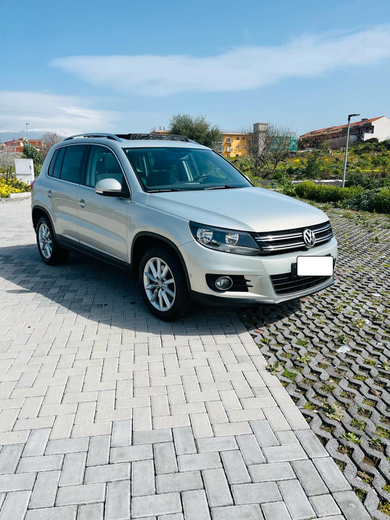 Volkswagen TIGUAN 2.0TDI FULL TETTO APRIBILE CHIAMA