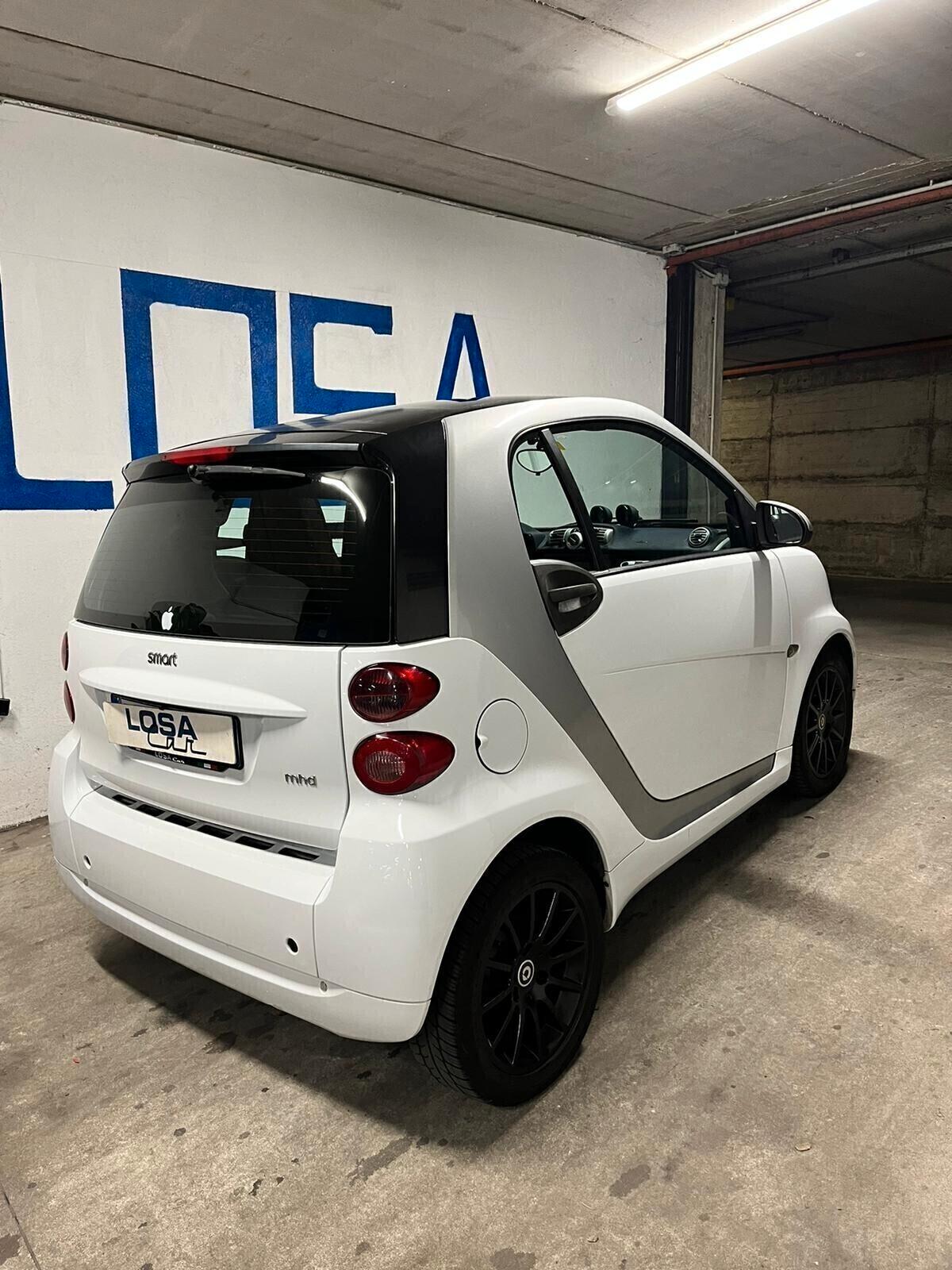 Smart ForTwo 1000 52 kW MHD coupé pure