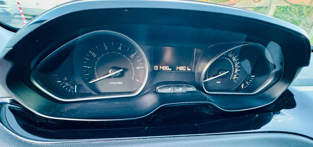 Peugeot 208 PureTech 82 Stop&Start 5 porte Allure