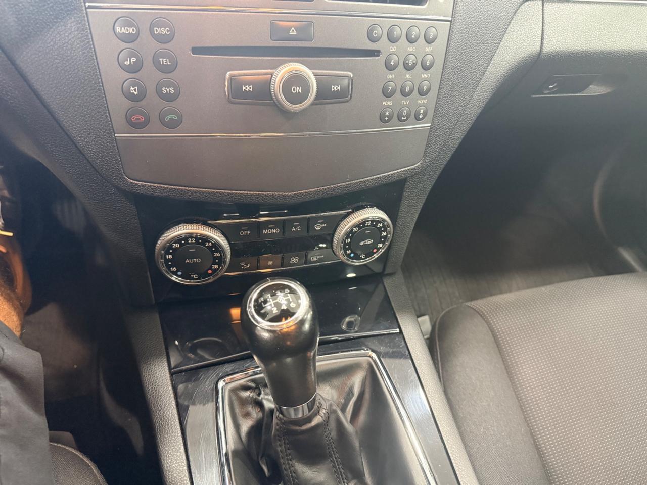 Mercedes-benz C 200 CDI BlueEFFICIENCY Avantgarde