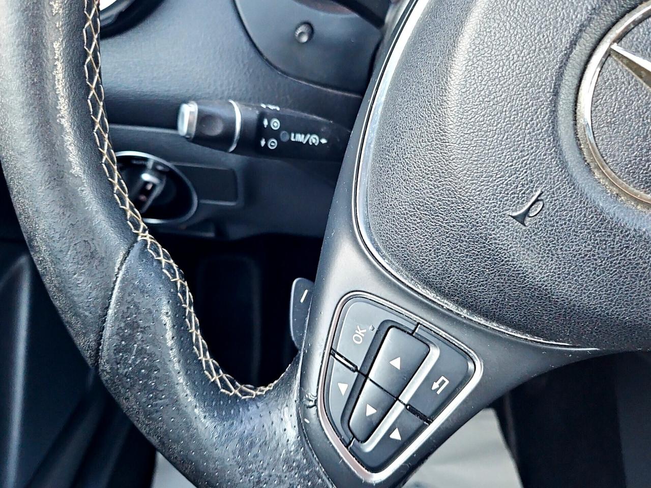 Mercedes-benz GLA 200 d Premium