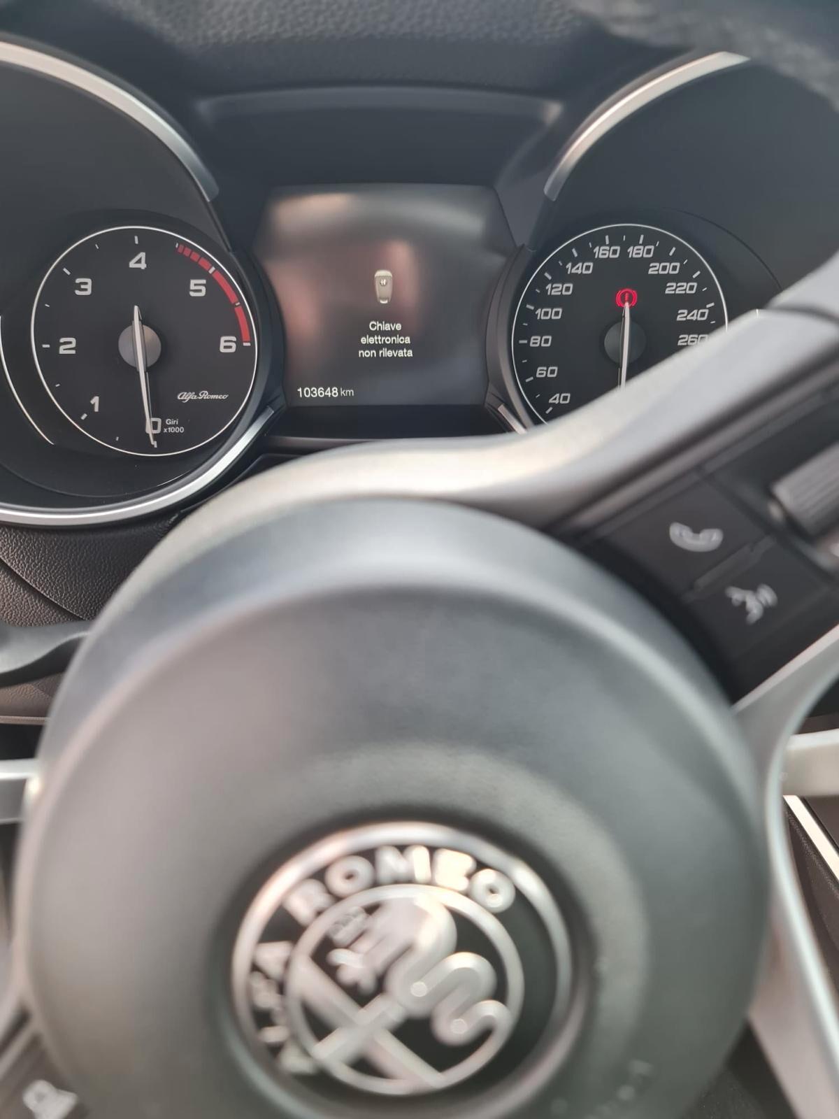 Alfa Romeo Stelvio 2.2 Turbodiesel 190 CV AT8 Q4 Executive