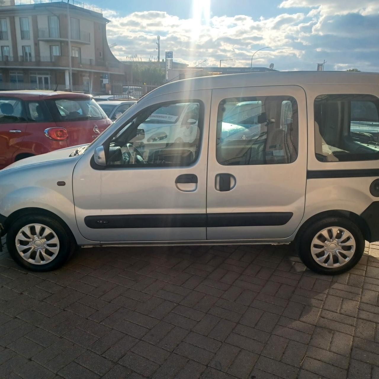 165.188KM NESSUN PROBLEMA KANGOO 1.2