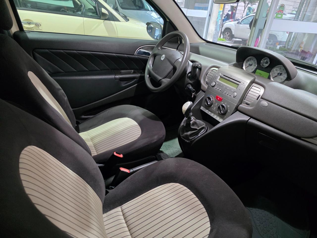 Lancia Ypsilon 1.2 Oro Full Optional
