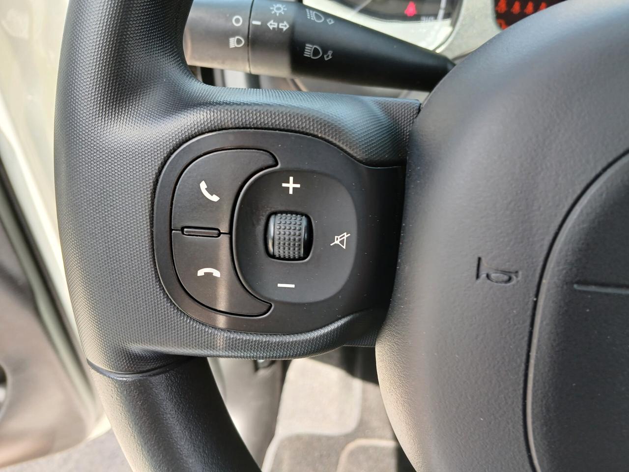 FIAT PANDA 1.0 HYBRID CITY LIFE 2023
