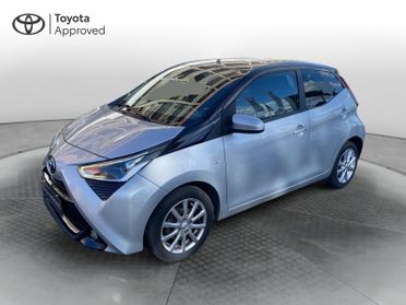 Toyota Aygo Connect 1.0 VVT-i 72 CV 5 porte x-clusiv