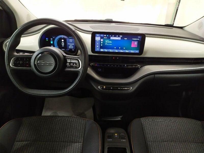 FIAT 500 500e 42 kWh La Prima