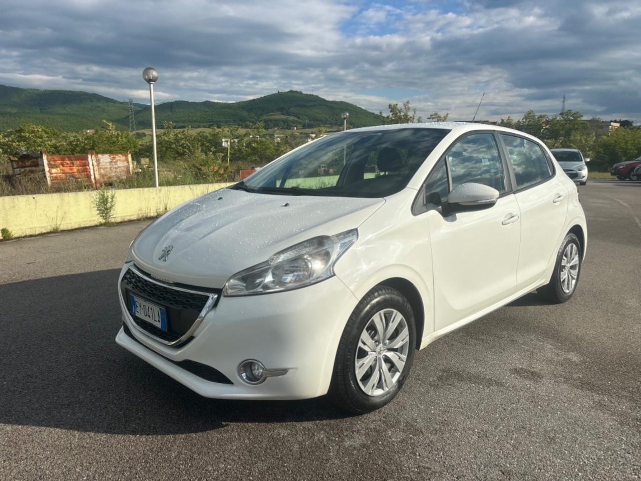 Peugeot 208 1.4 HDi 68 CV 5 porte Active