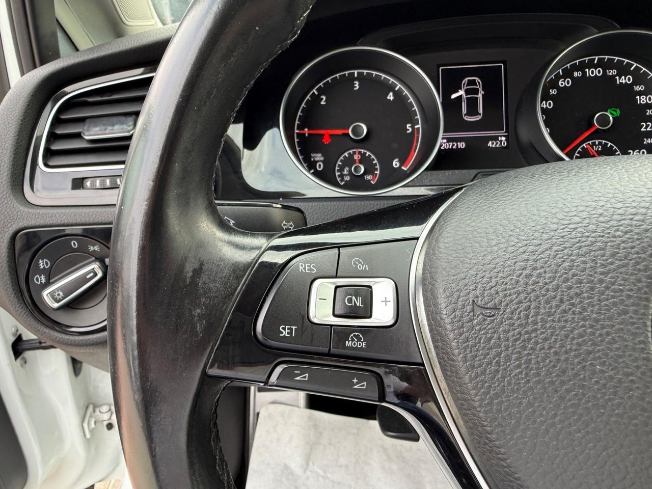 Volkswagen Golf 1.6 TDI DSG 5p. Highline