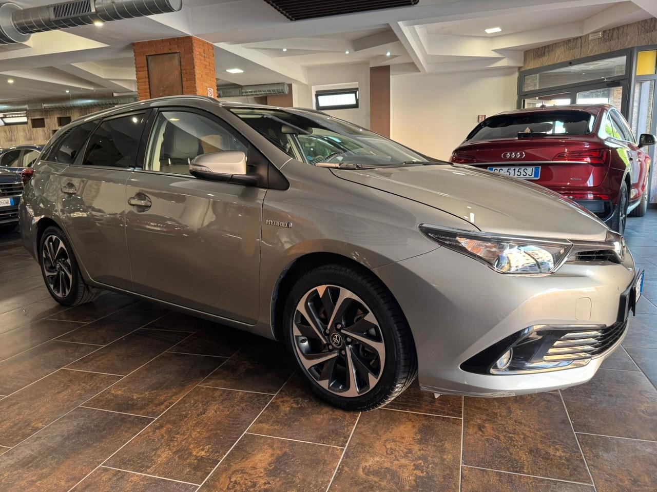 Toyota Auris Touring Sports 1.8 Hybrid Active