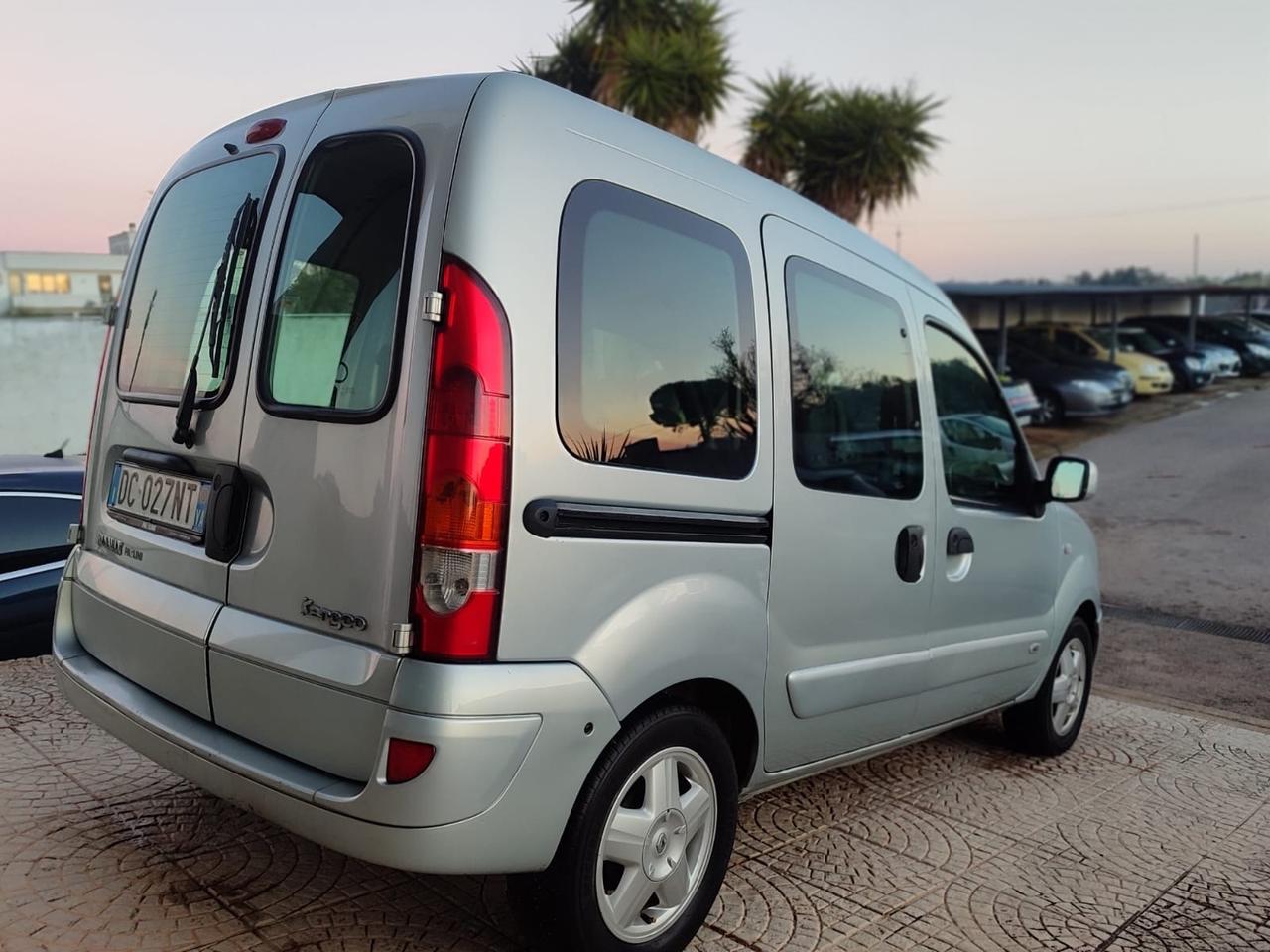 Renault Kangoo 1.5 dCi/84CV 5p