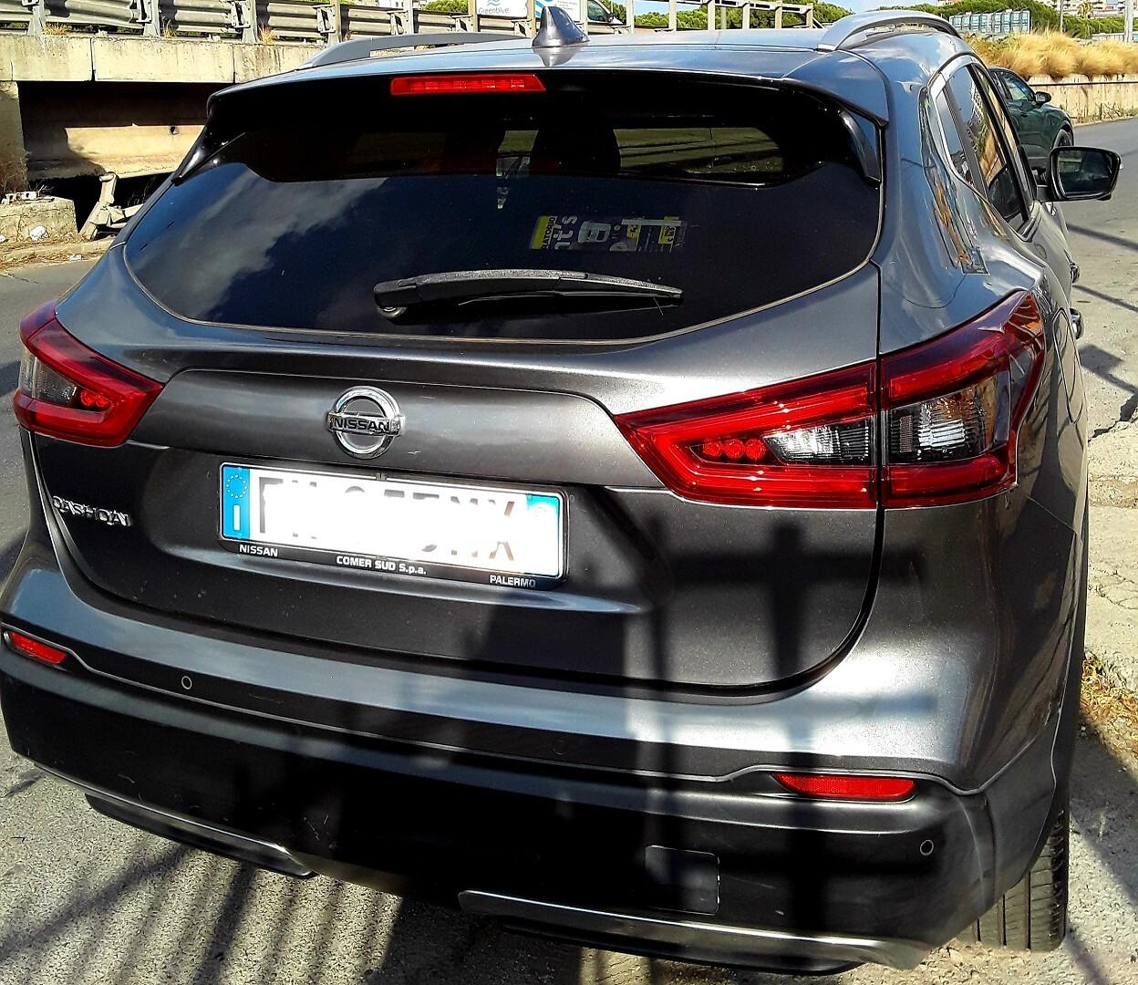 NISSAN QASQHAI 1.5 dci TEKNA Autocarro
