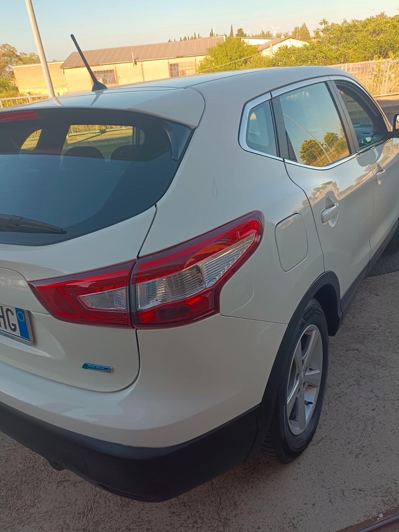 Nissan Qashqai 1.5 dCi Visia