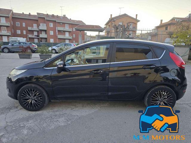 FORD Fiesta + 1.2 82CV 5 porte