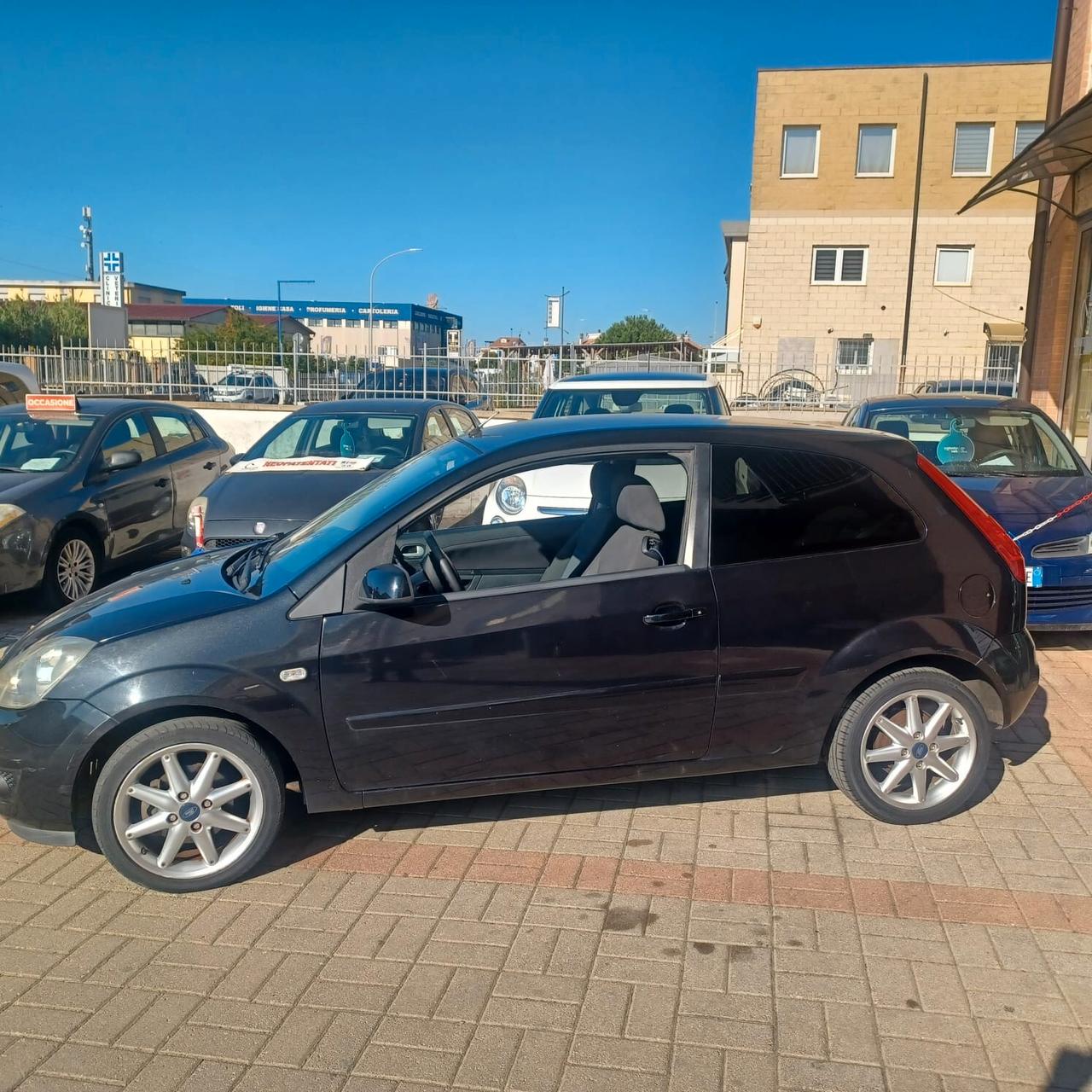 155.148 FIESTA 1.4 DCI NEOPATENTATI BEN CONSERVATA