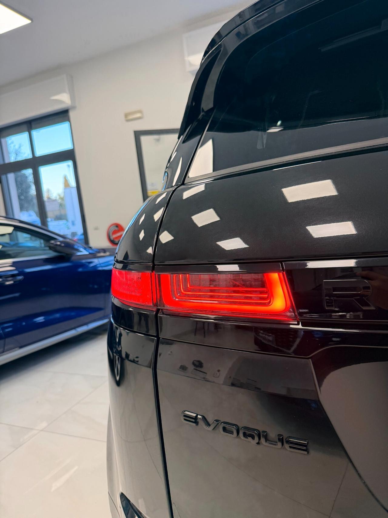 Land Rover Range Evoque 2.0D I4 163 CV AWD Auto R-Dynamic HSE VIRTUAL COCKPIT,TELECAMERA,APPLE CARPLAY,PELLE,NAVI