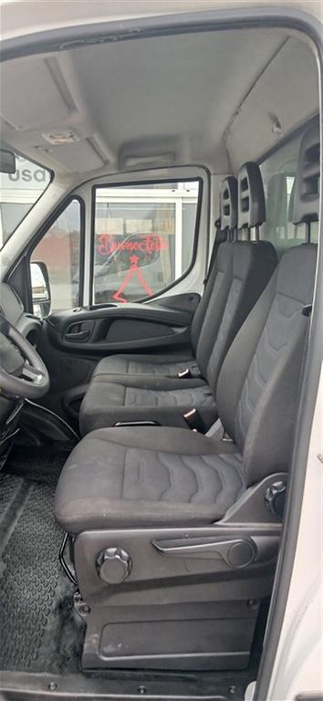 Iveco Daily 35 C14S 3750 cab.
