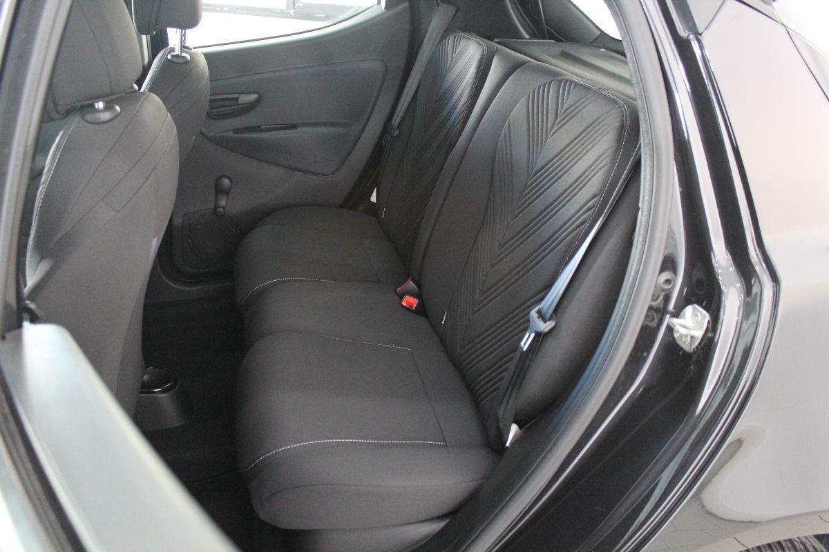 LANCIA - Ypsilon - 1.0 FireFly 5p.S&S Hybryd Gold