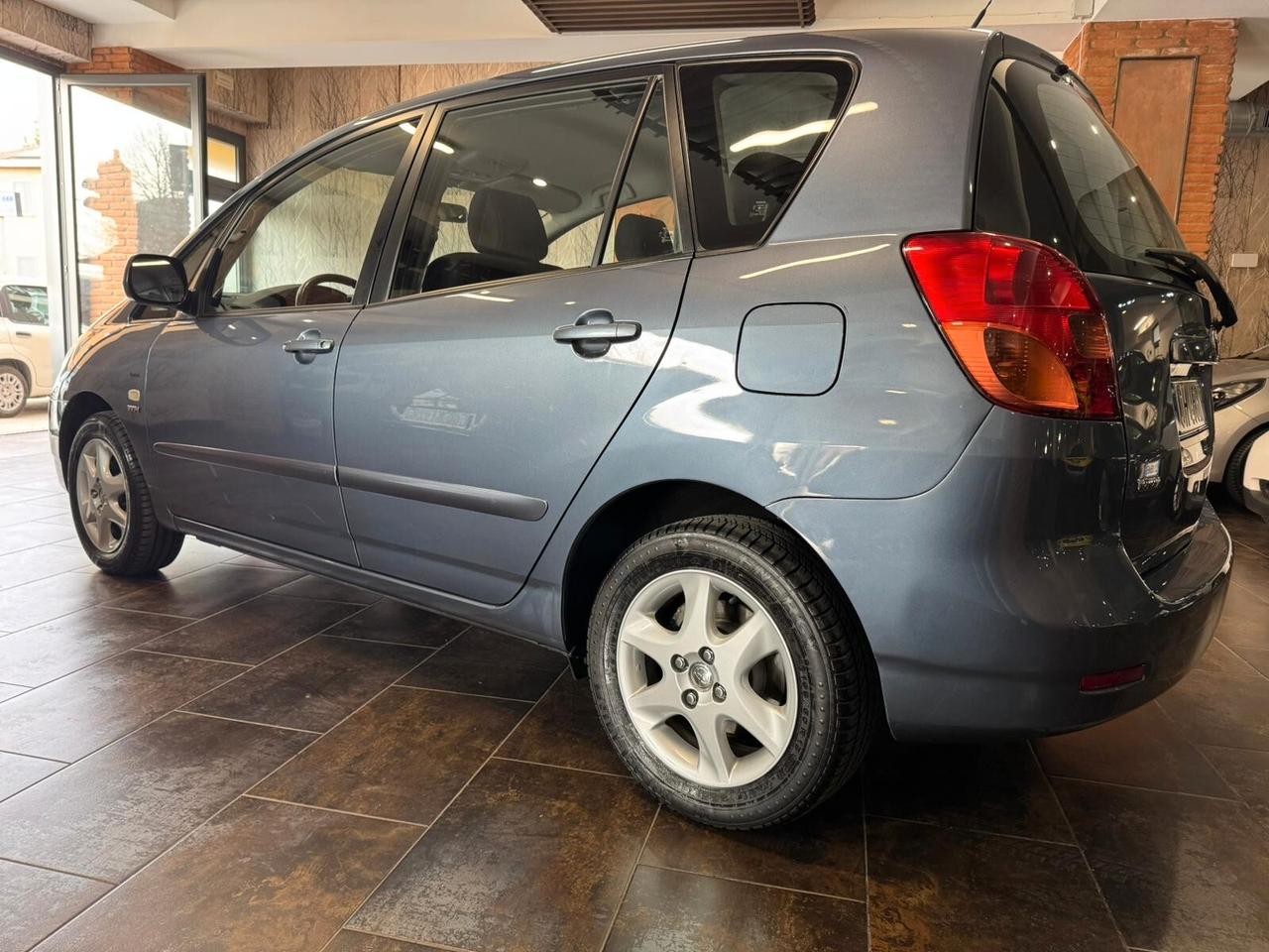 Toyota Corolla Verso 1.6 16V