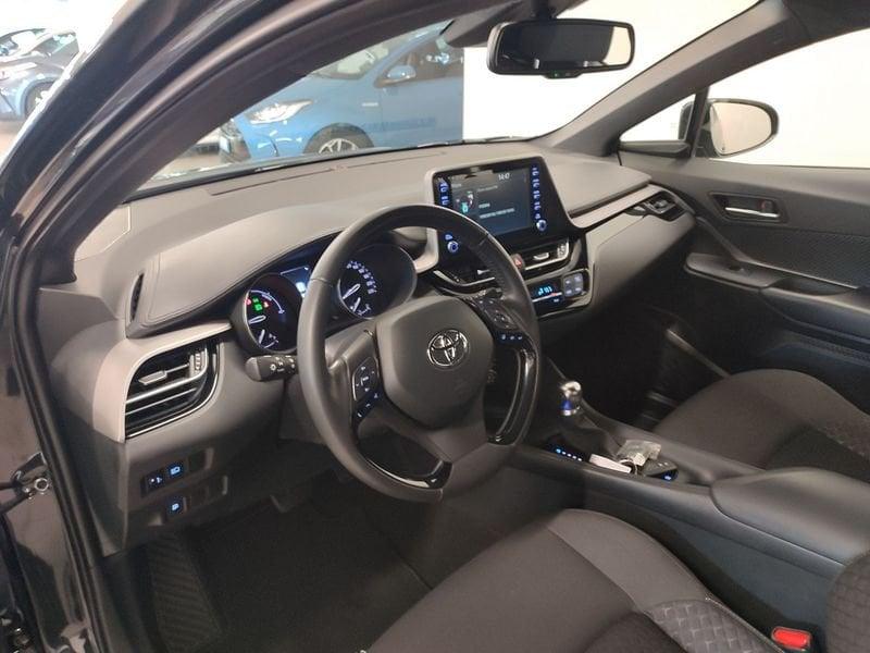 Toyota C-HR 1.8 Hybrid E-CVT Active