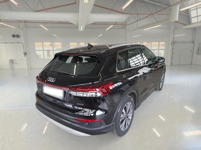 AUDI Q4 E-TRON 45 E-TRON QUATTRO BUSINESS ADVANCED SUV