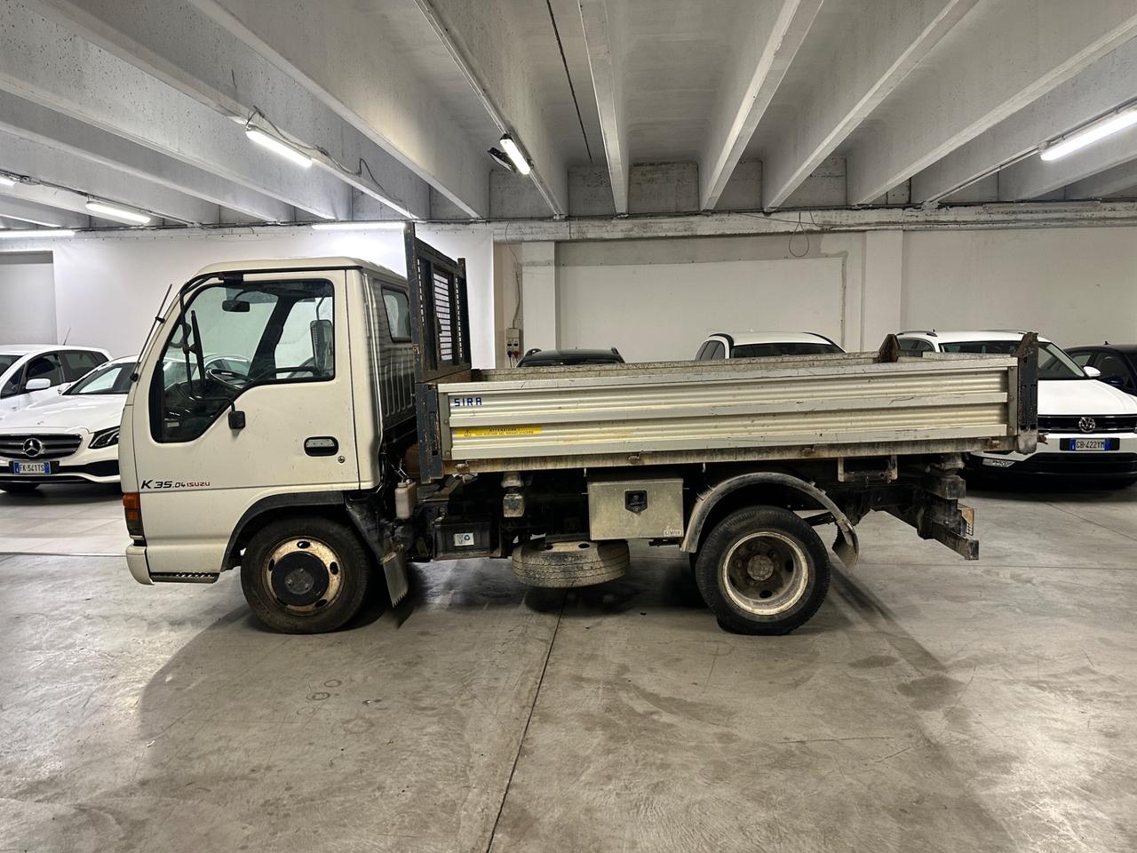 Isuzu ribaltabile trilaterale