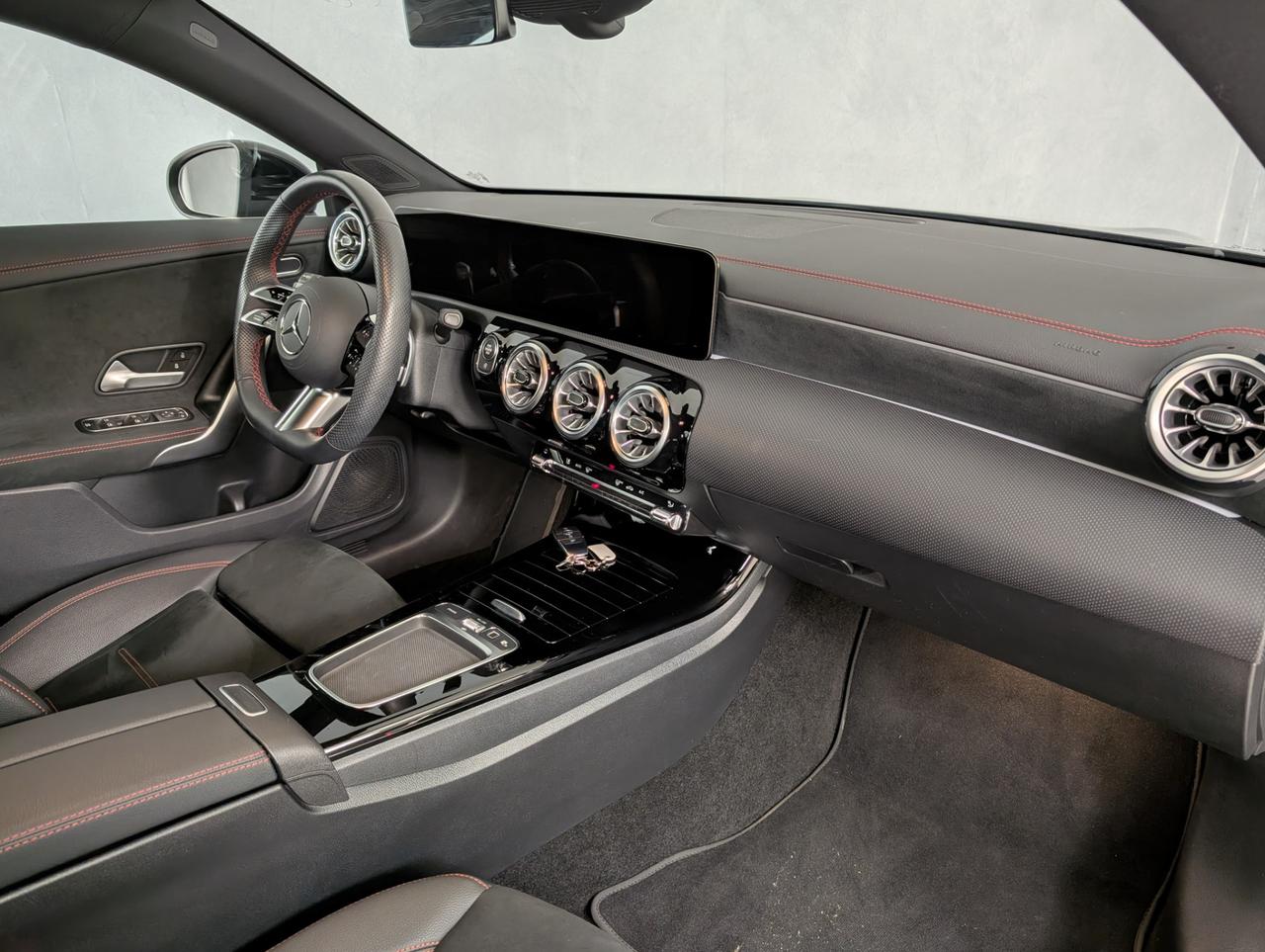 Mercedes-Benz CLA 200 200 Automatic AMG Line Premium